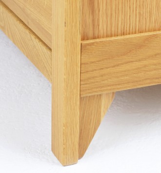 Oak Bedroom range 2 + 2 drawer chest